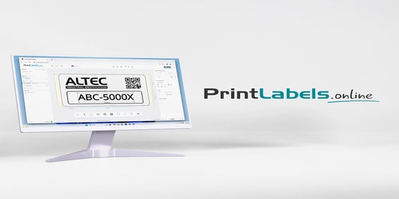 Interface van PrintLabels.Online waarin een label wordt ontworpen met tekst, logo en QR-code in de online editor